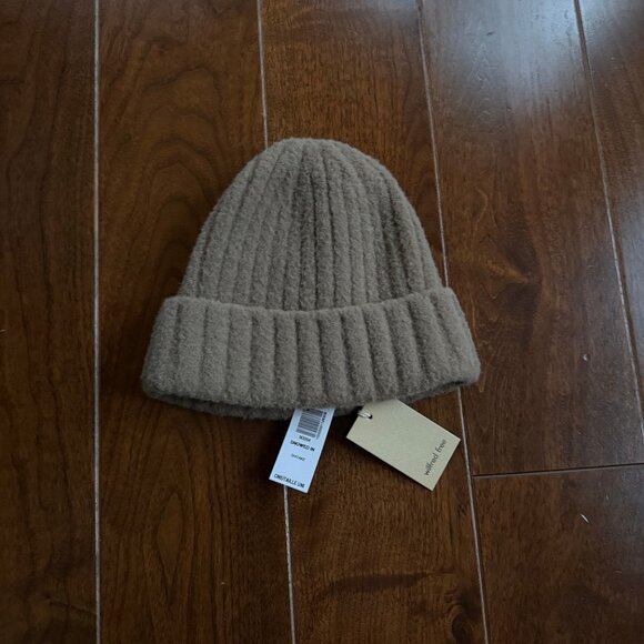 Wilfred Ribbed Beanie - Picture 2 of 3